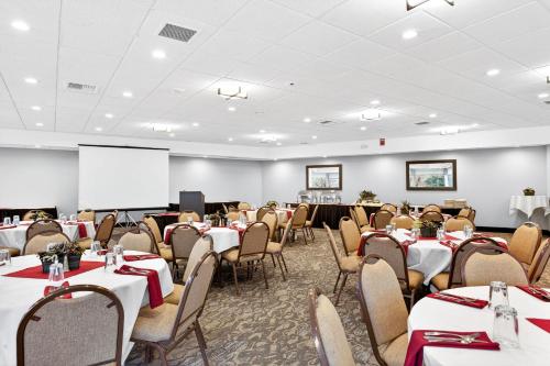holiday inn clarkston lewiston by ihg