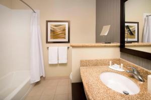 courtyard lufkin