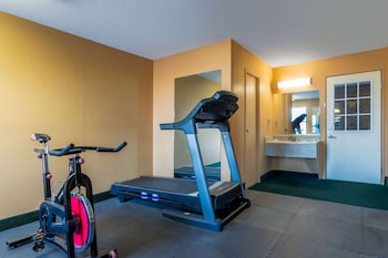 Days Inn By Wyndham Anderson In,Madison>>Anderson,2 star