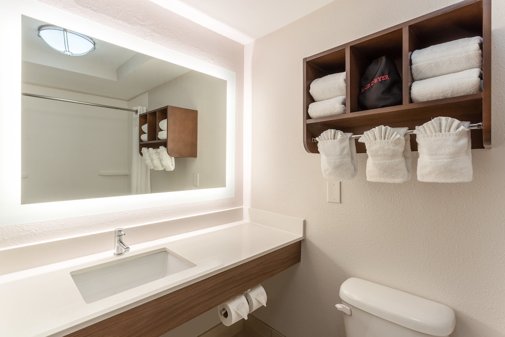 holiday inn express and suites scottsburg by ihg