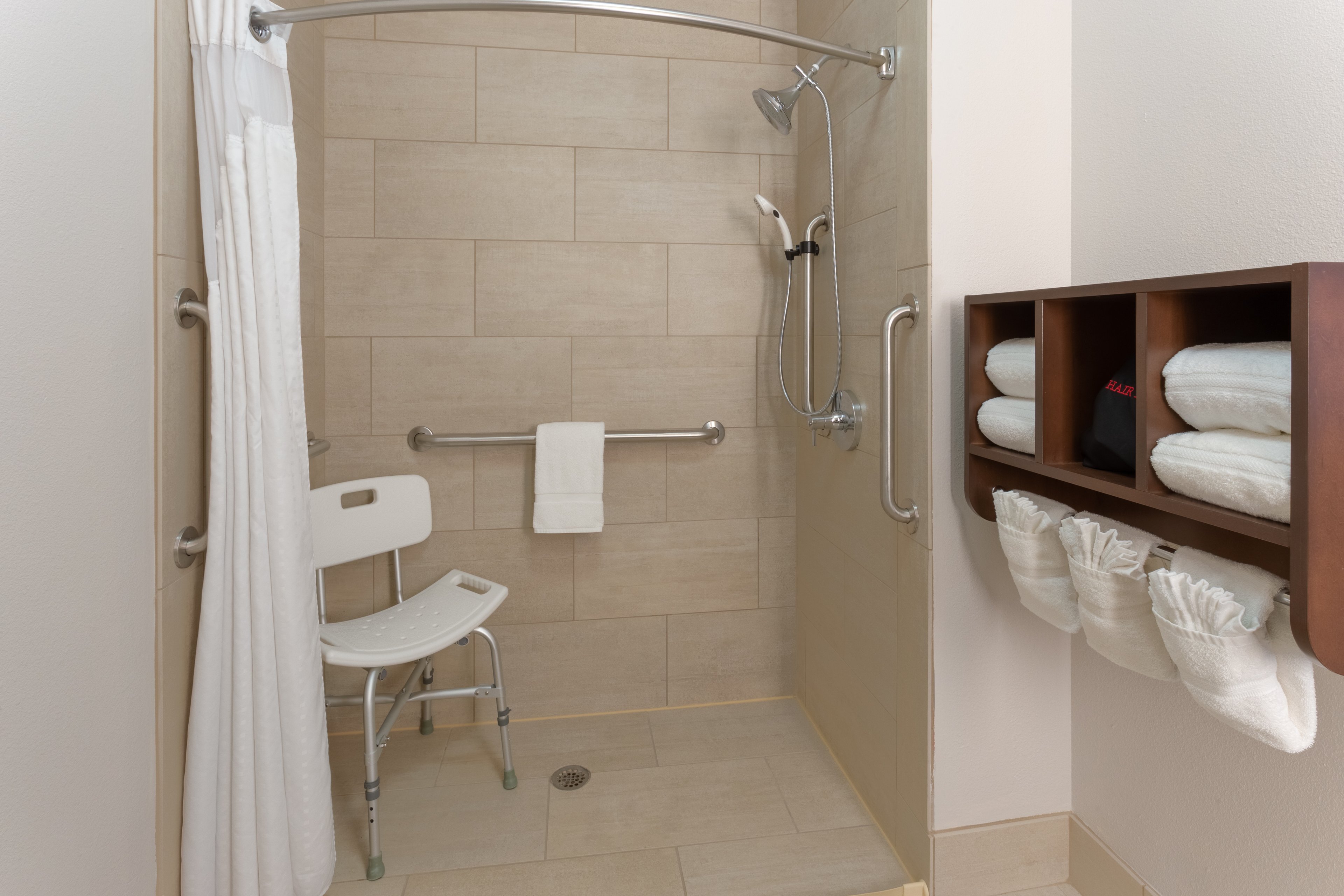 holiday inn express and suites scottsburg by ihg