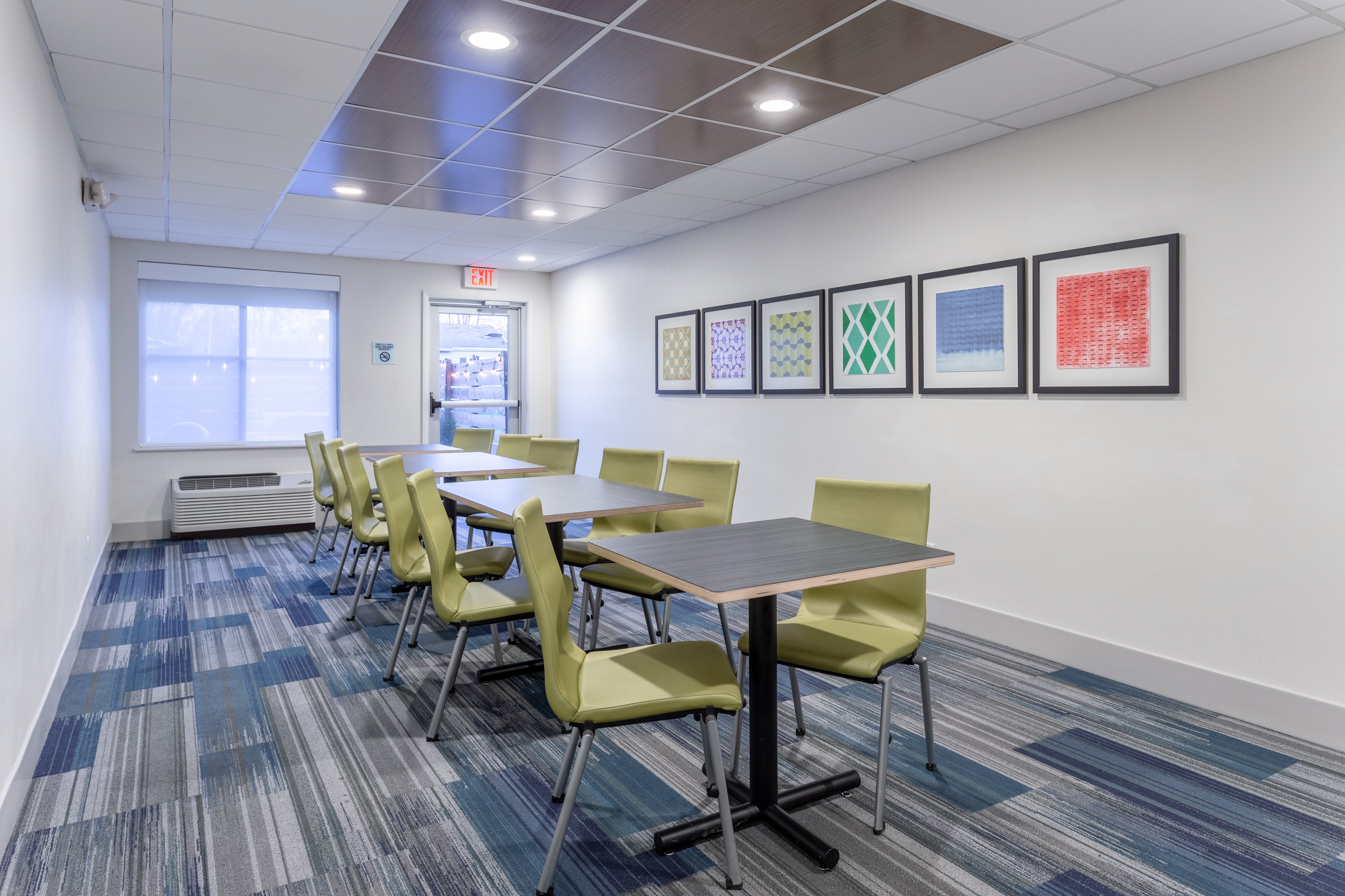 holiday inn express and suites scottsburg by ihg