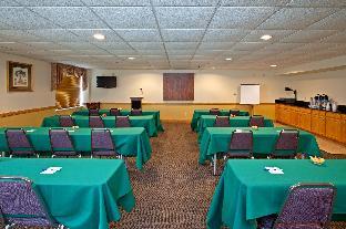 holiday inn express and suites scottsburg by ihg