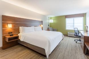 holiday inn express and suites scottsburg by ihg