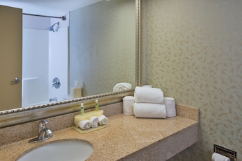 holiday inn express exton by ihg