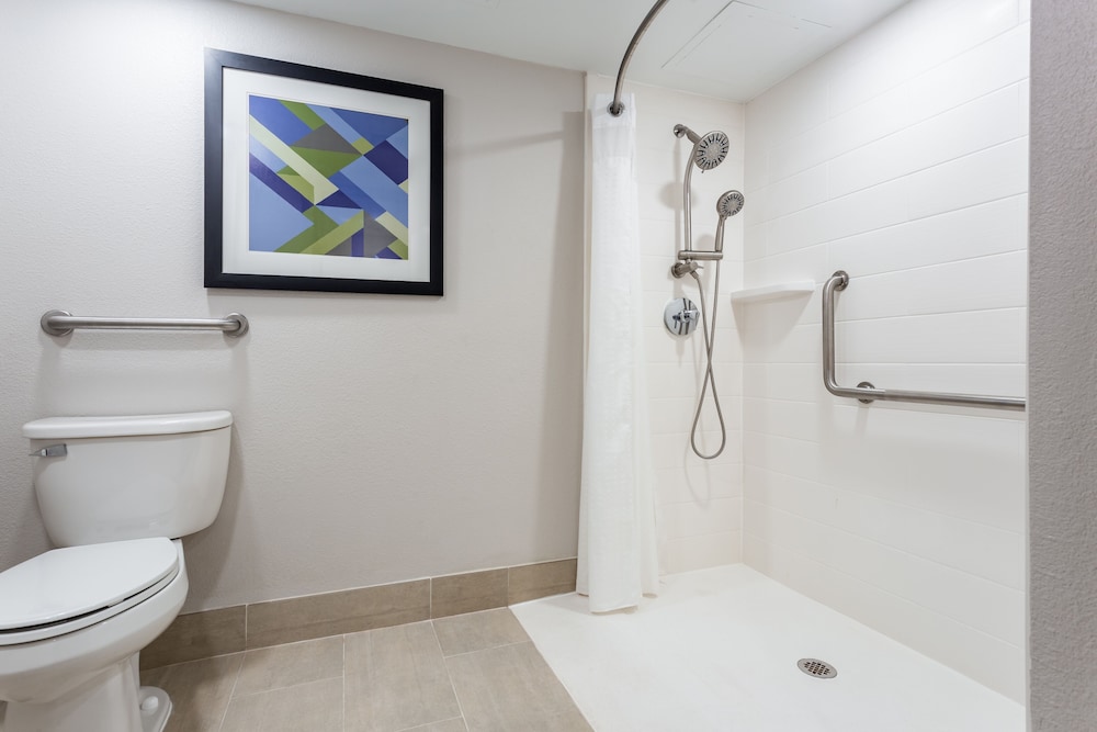 holiday inn express exton by ihg