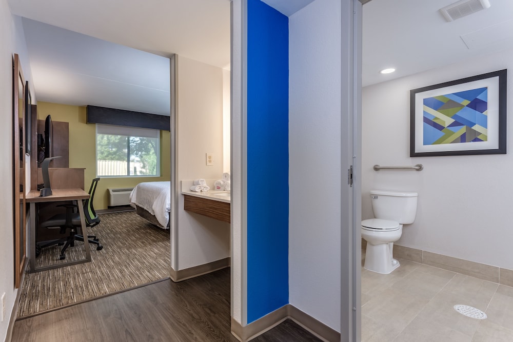 holiday inn express exton by ihg