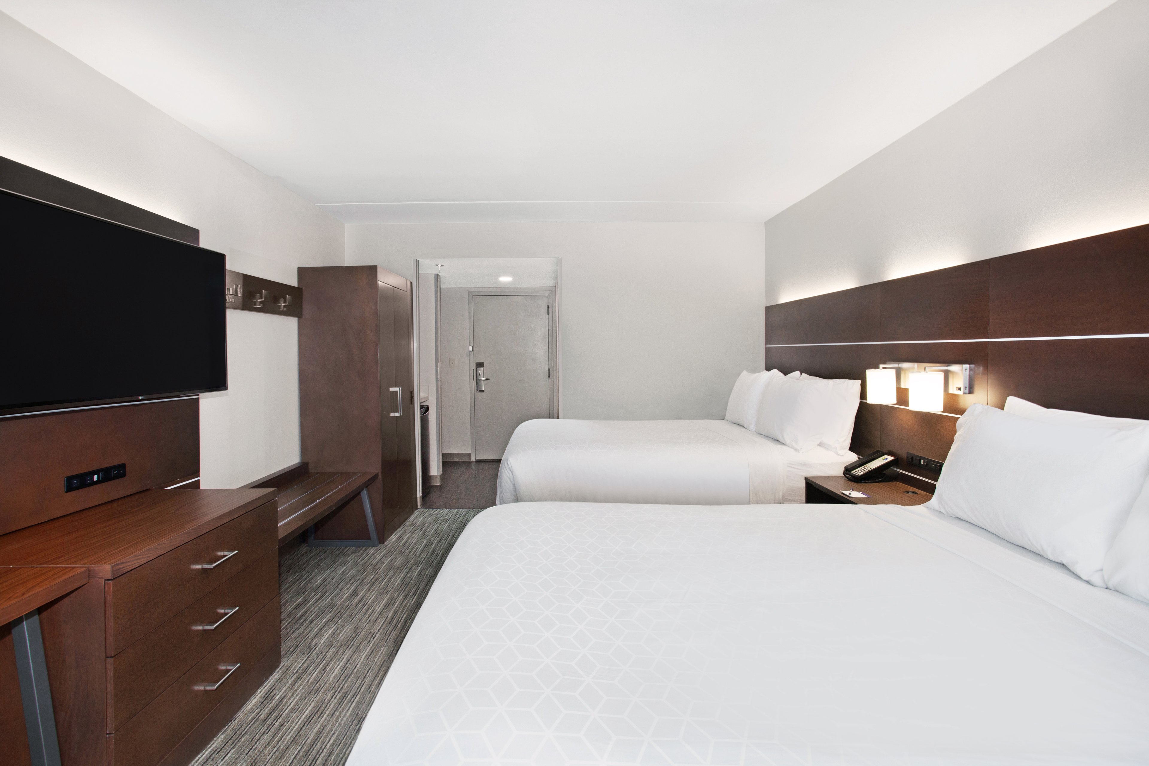 holiday inn express exton by ihg