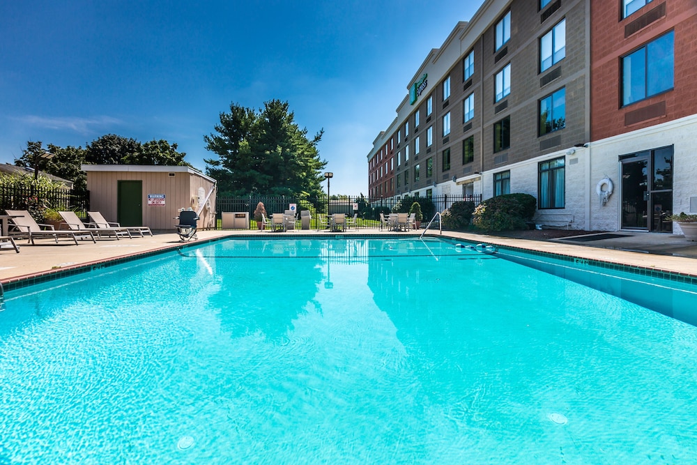 holiday inn express exton by ihg