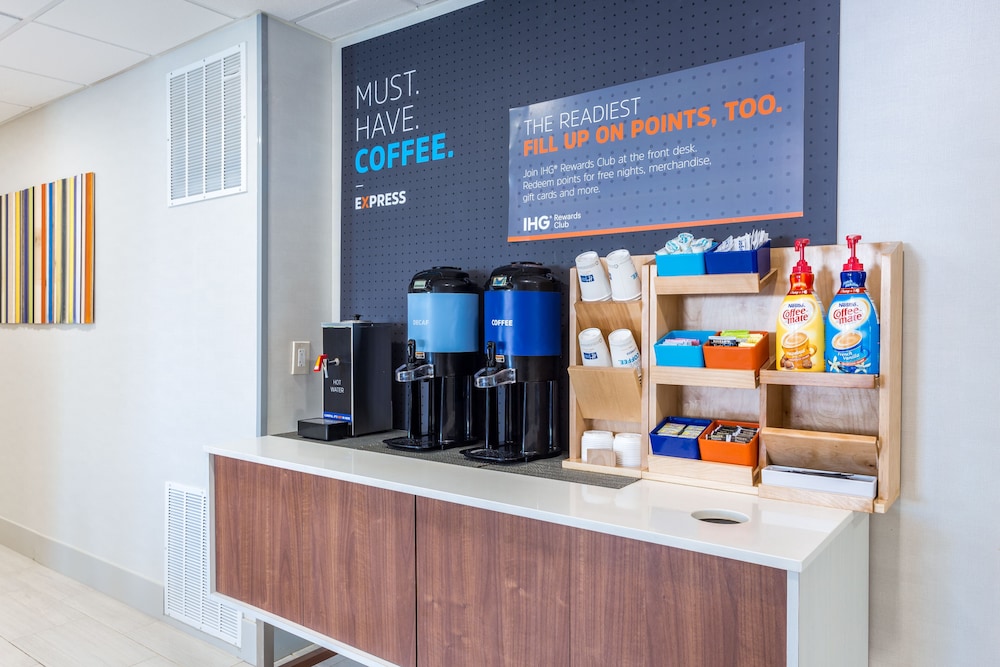holiday inn express exton by ihg