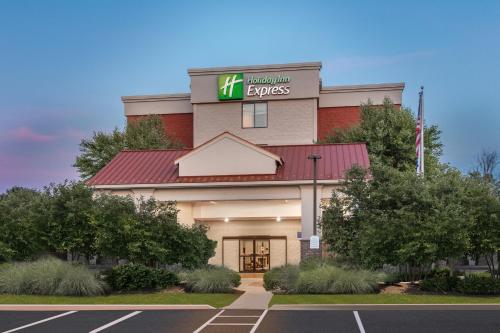 holiday inn express exton by ihg