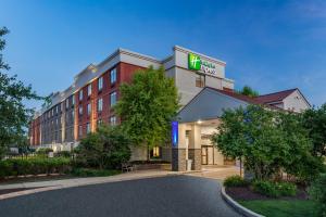 holiday inn express exton by ihg