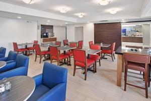 holiday inn express exton by ihg