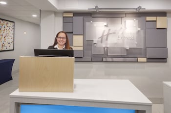 holiday inn express exton by ihg