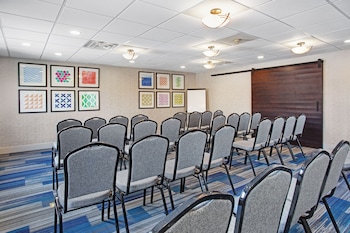 holiday inn express exton by ihg