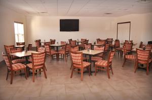country inn and suites by radisson kearney ne