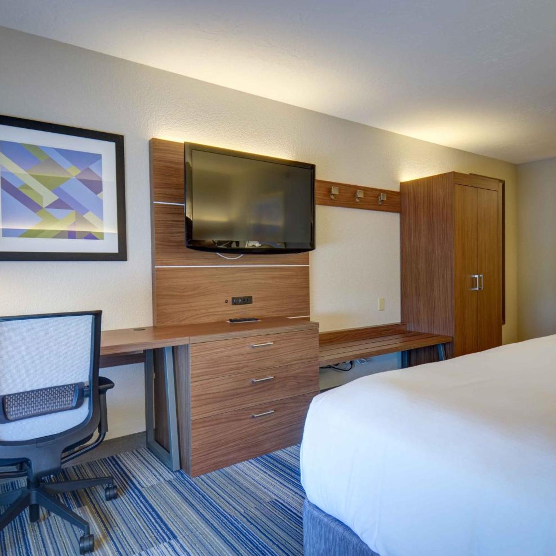 holiday inn express and suites north platte by ihg