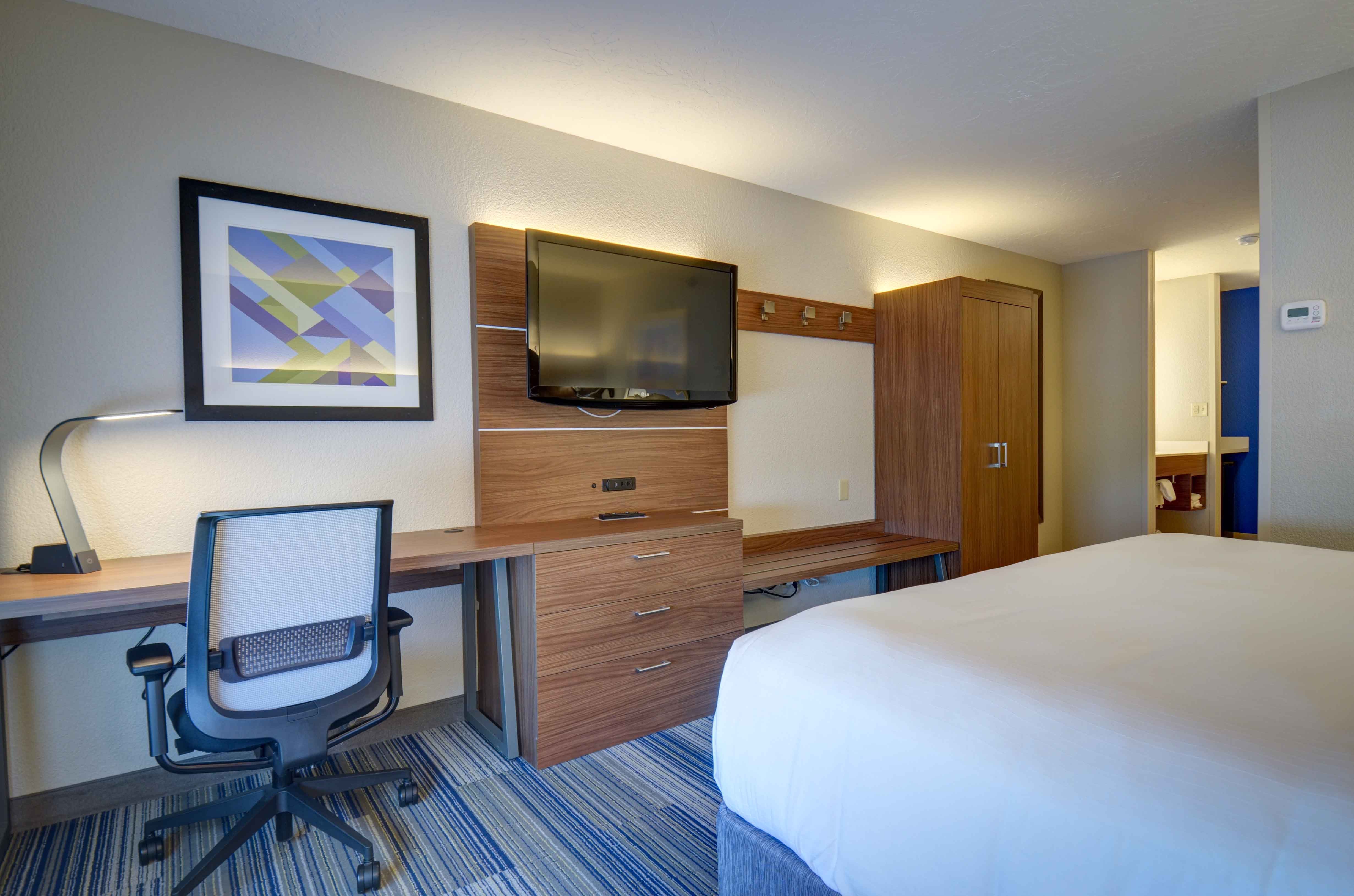 holiday inn express and suites north platte by ihg
