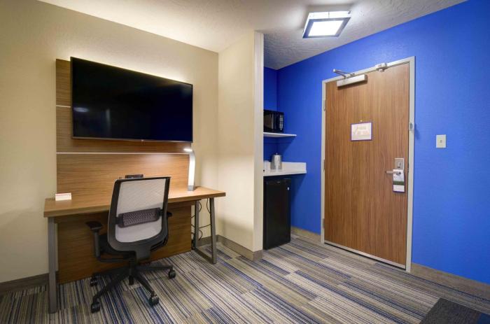 holiday inn express and suites north platte by ihg