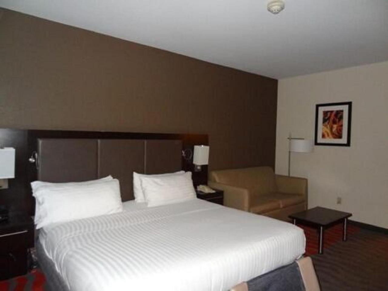 holiday inn express hotel and suites columbus groveport by ihg