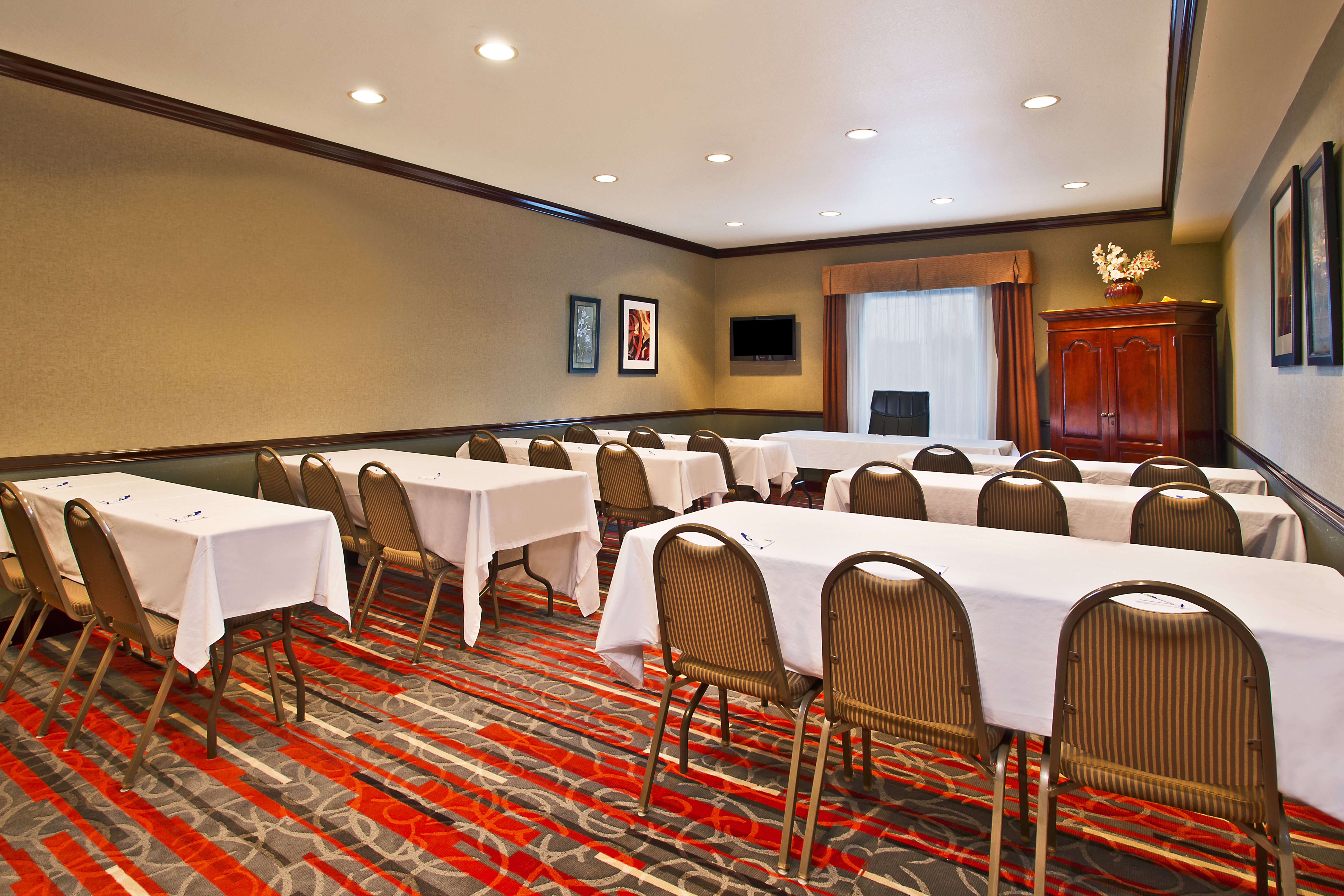 holiday inn express hotel and suites columbus groveport by ihg