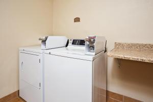 holiday inn express hotel and suites columbus groveport by ihg