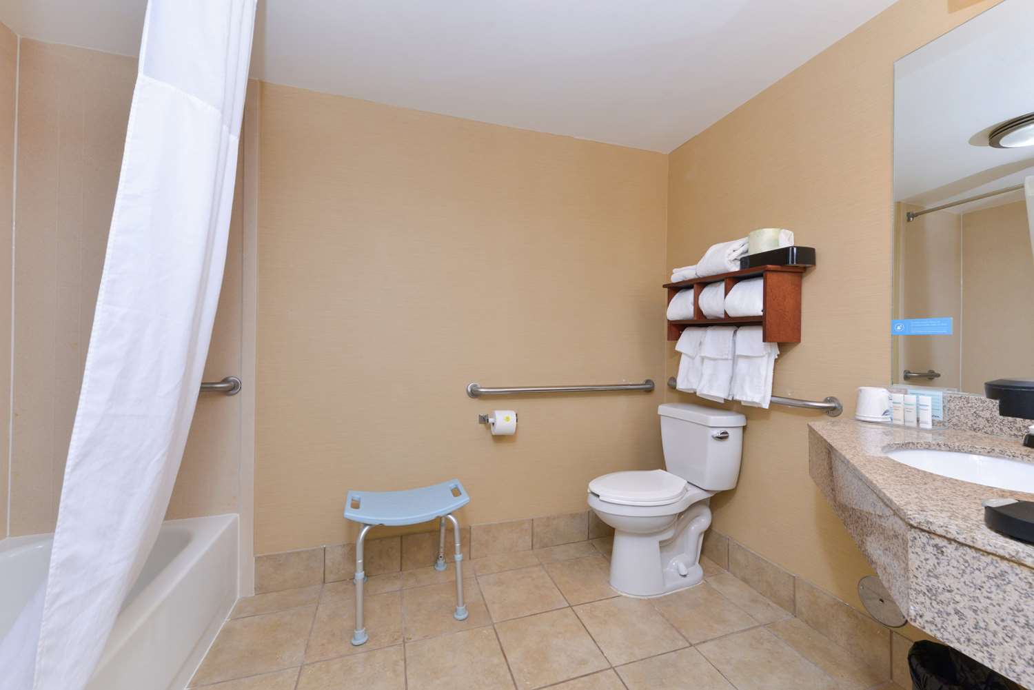 hampton inn columbus east