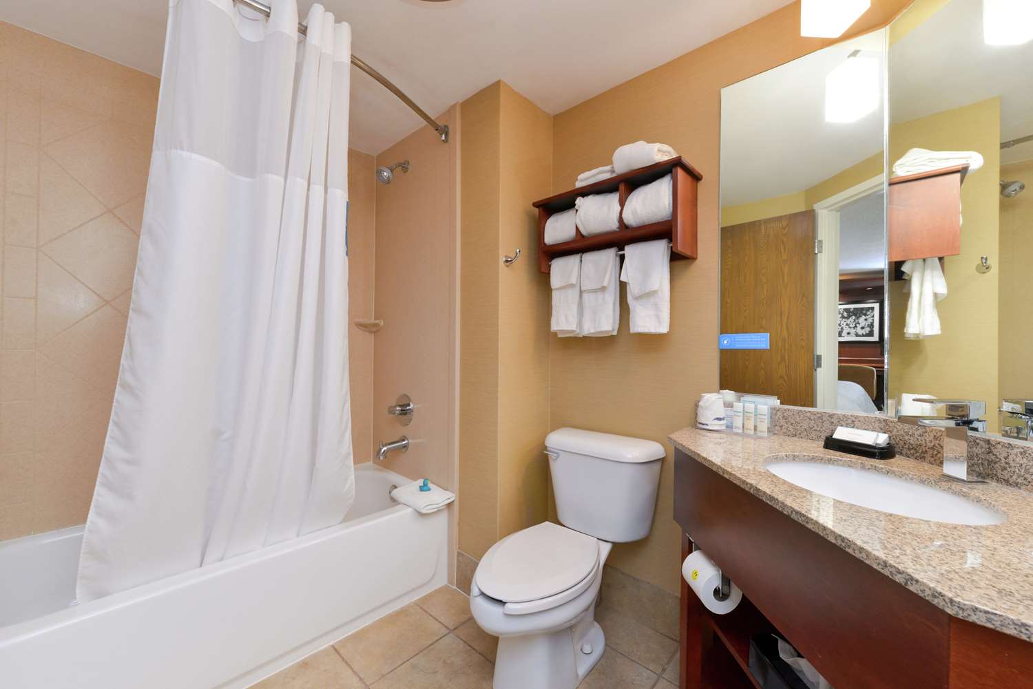 hampton inn columbus east