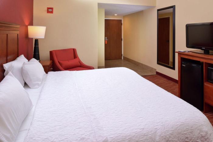 hampton inn columbus east