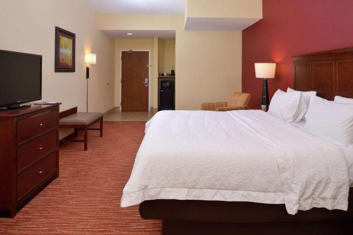 hampton inn columbus east