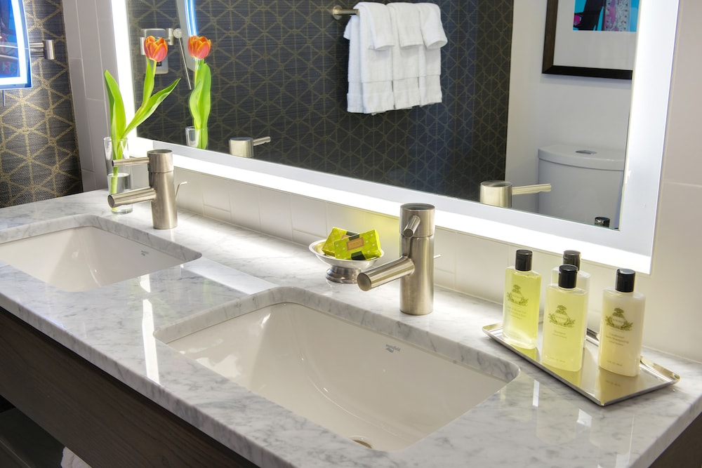 intercontinental saint paul riverfront by ihg