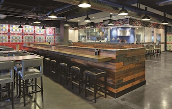 doubletree by hilton hotel st paul downtown