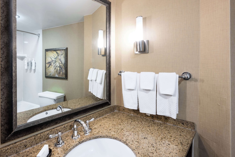 embassy suites by hilton bloomington minneapolis