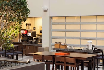 Embassy Suites By Hilton Bloomington/Minneapolis,Minneapolis>>Bloomington,4 star