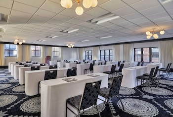 graduate by hilton minneapolis