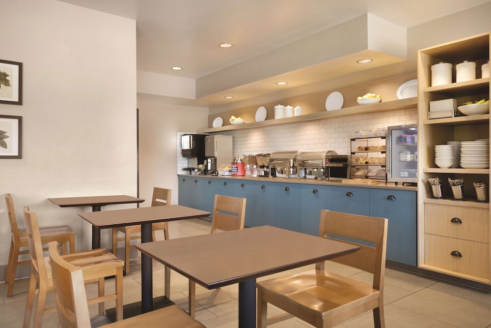 country inn and suites by radisson brooklyn center mn