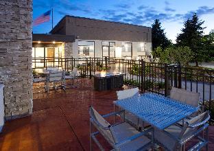 holiday inn express and suites golden valley