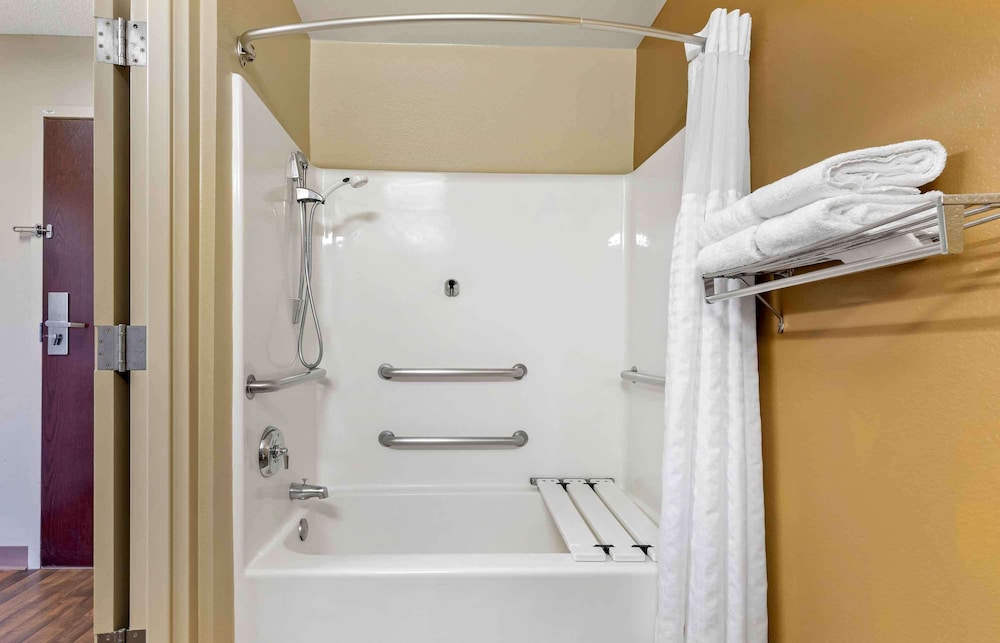 extended stay america suites eden prairie technology dr