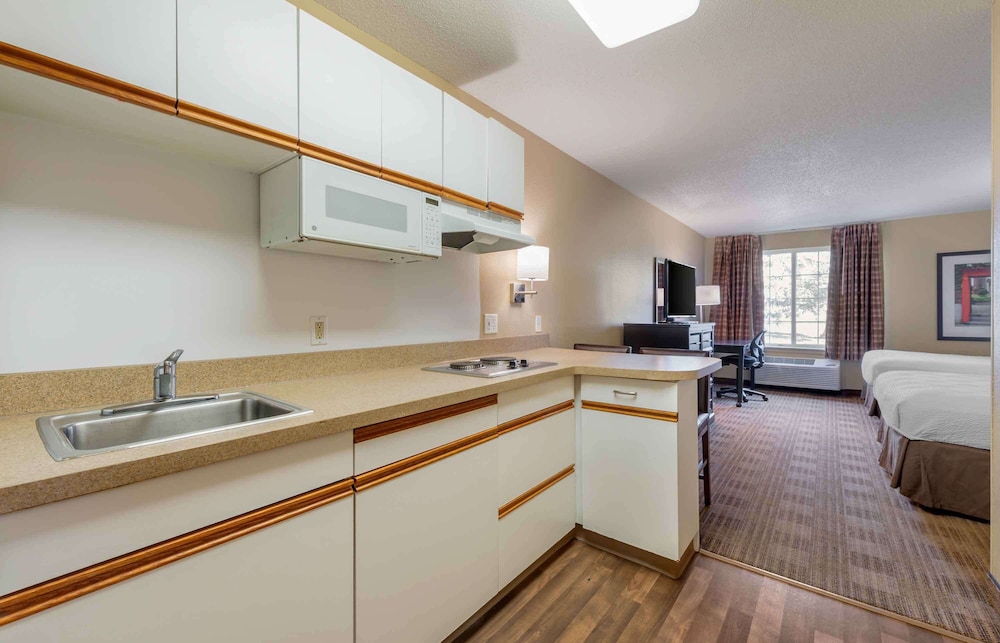 extended stay america suites eden prairie technology dr