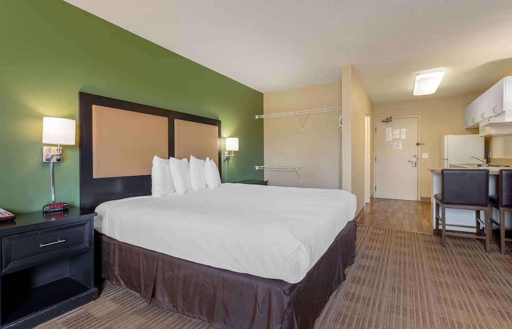 extended stay america suites eden prairie technology dr