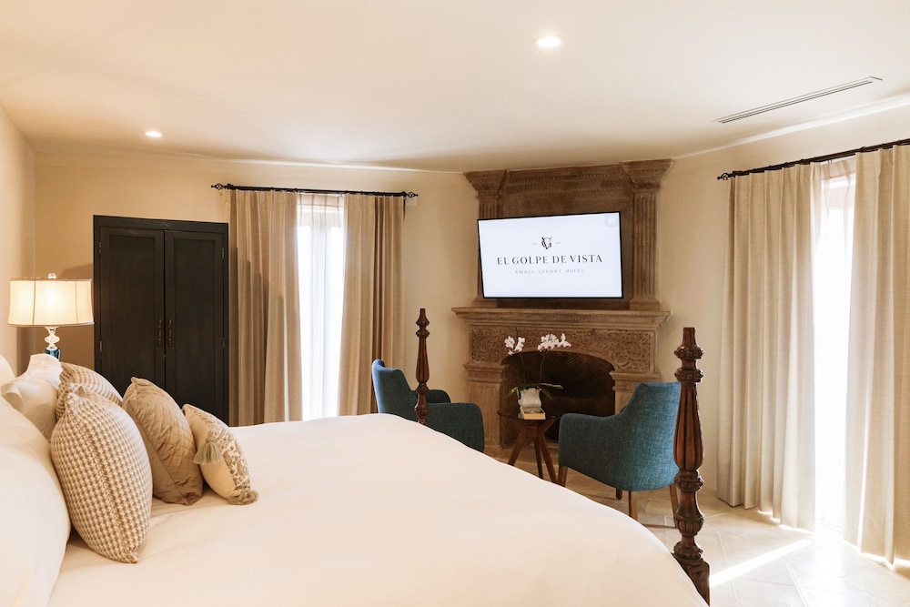 small luxury hotel el golpe de vista