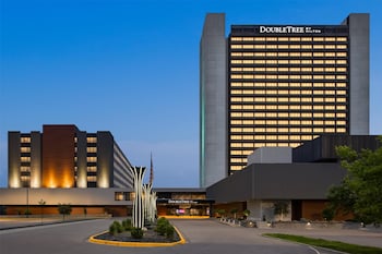 doubletree by hilton bloomington minneapolis south