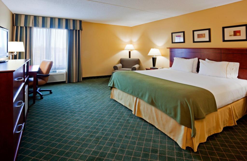 holiday inn express minneapolis coon rapids blaine by ihg