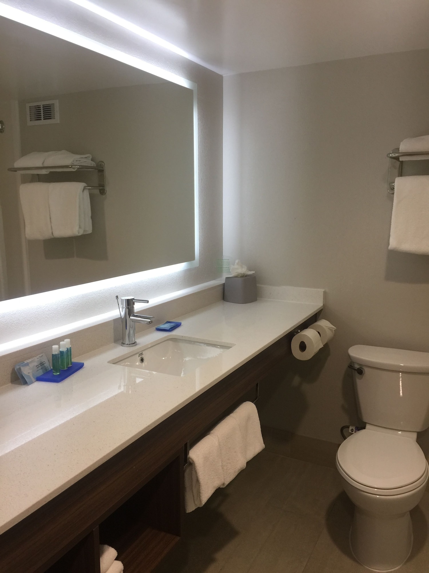 holiday inn express pigeon forge near dollywood by ihg