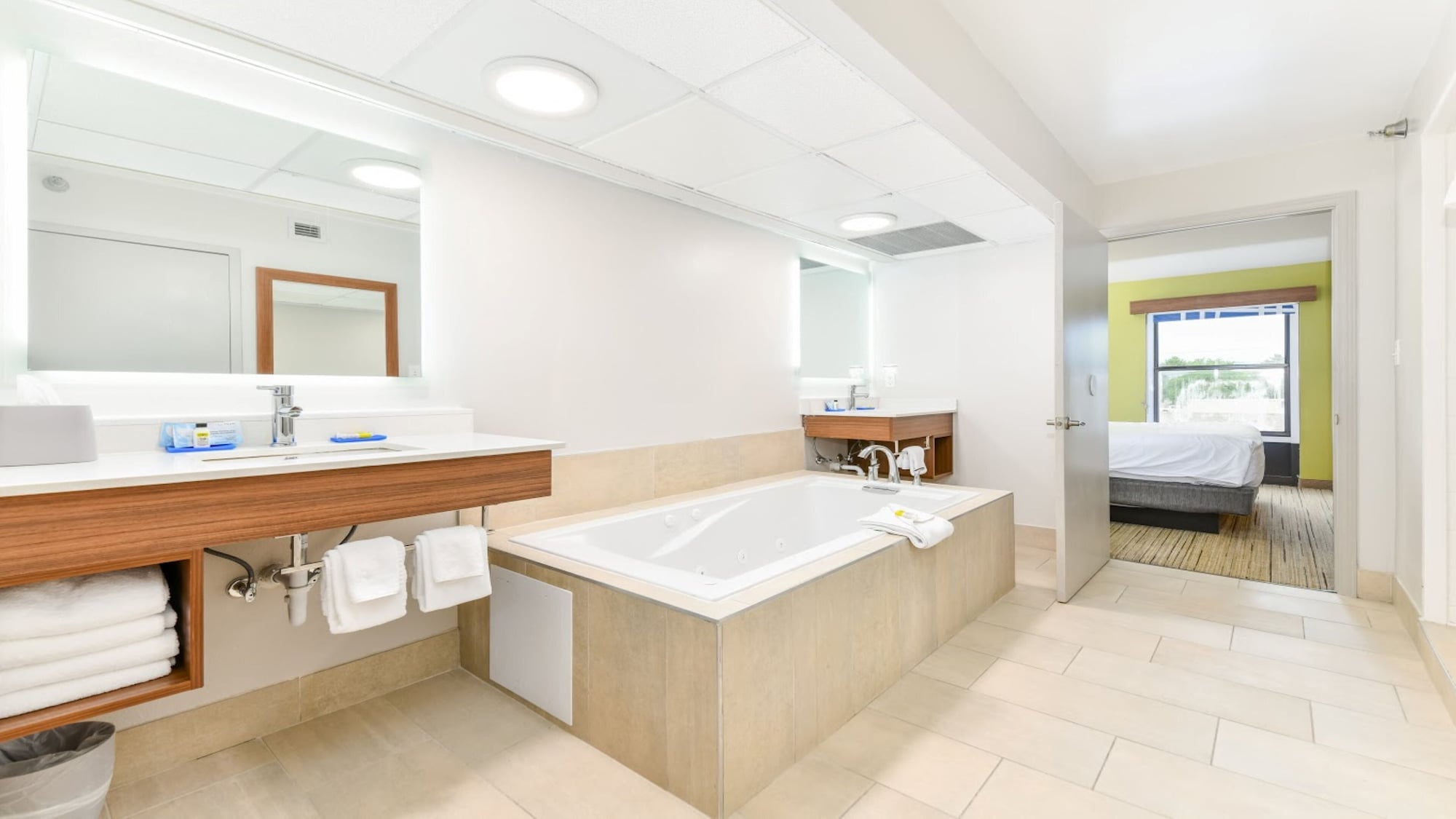 holiday inn express pigeon forge near dollywood by ihg