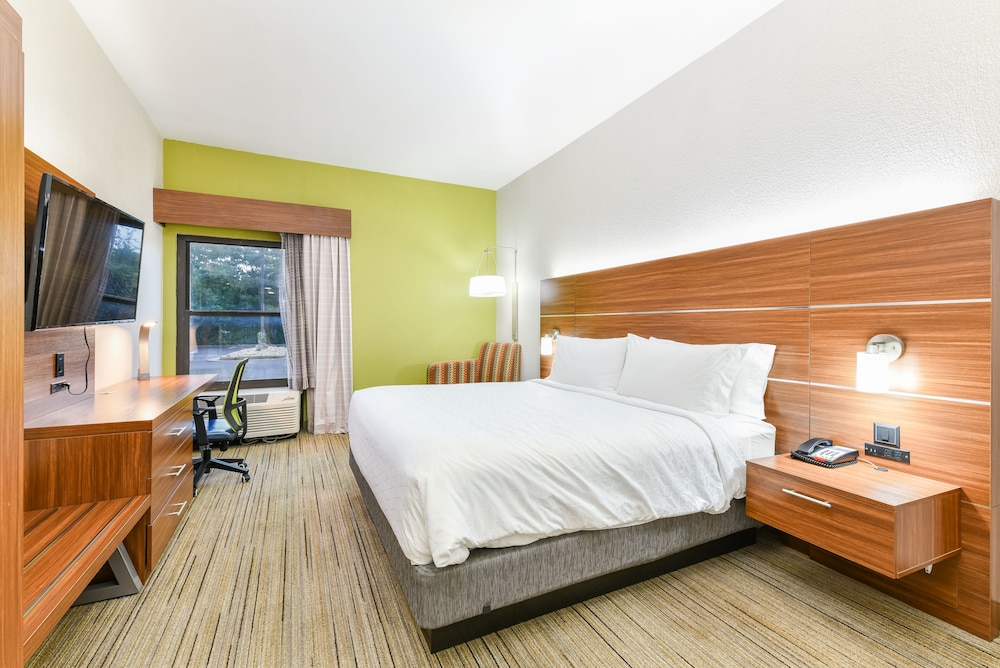 holiday inn express pigeon forge near dollywood by ihg
