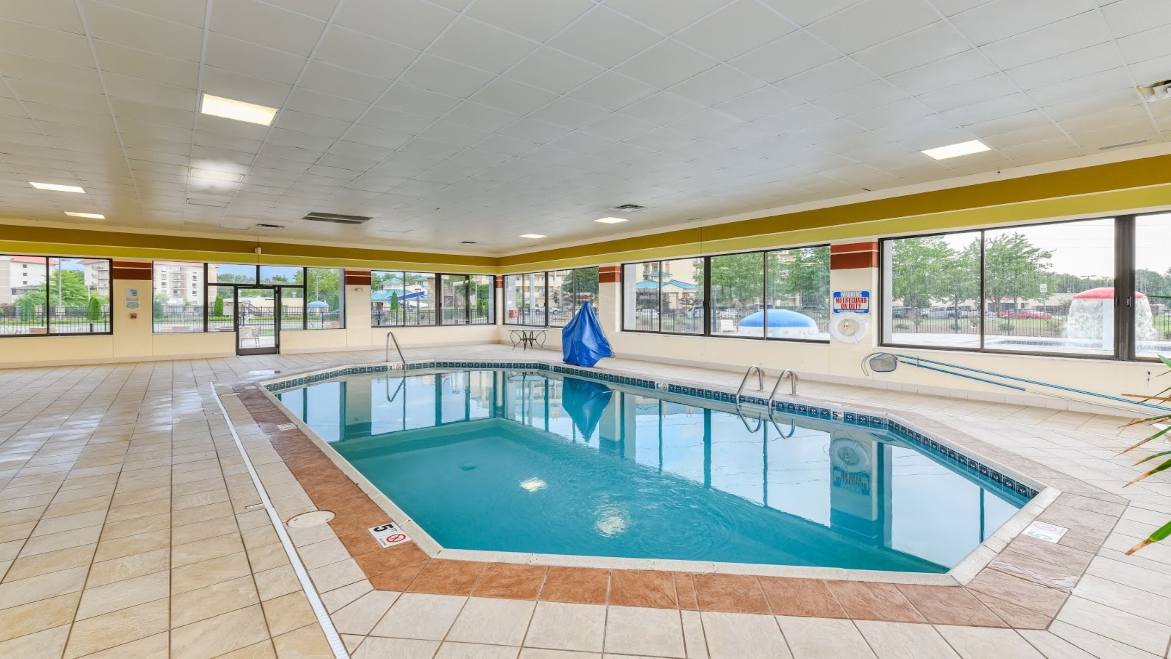 holiday inn express pigeon forge near dollywood by ihg