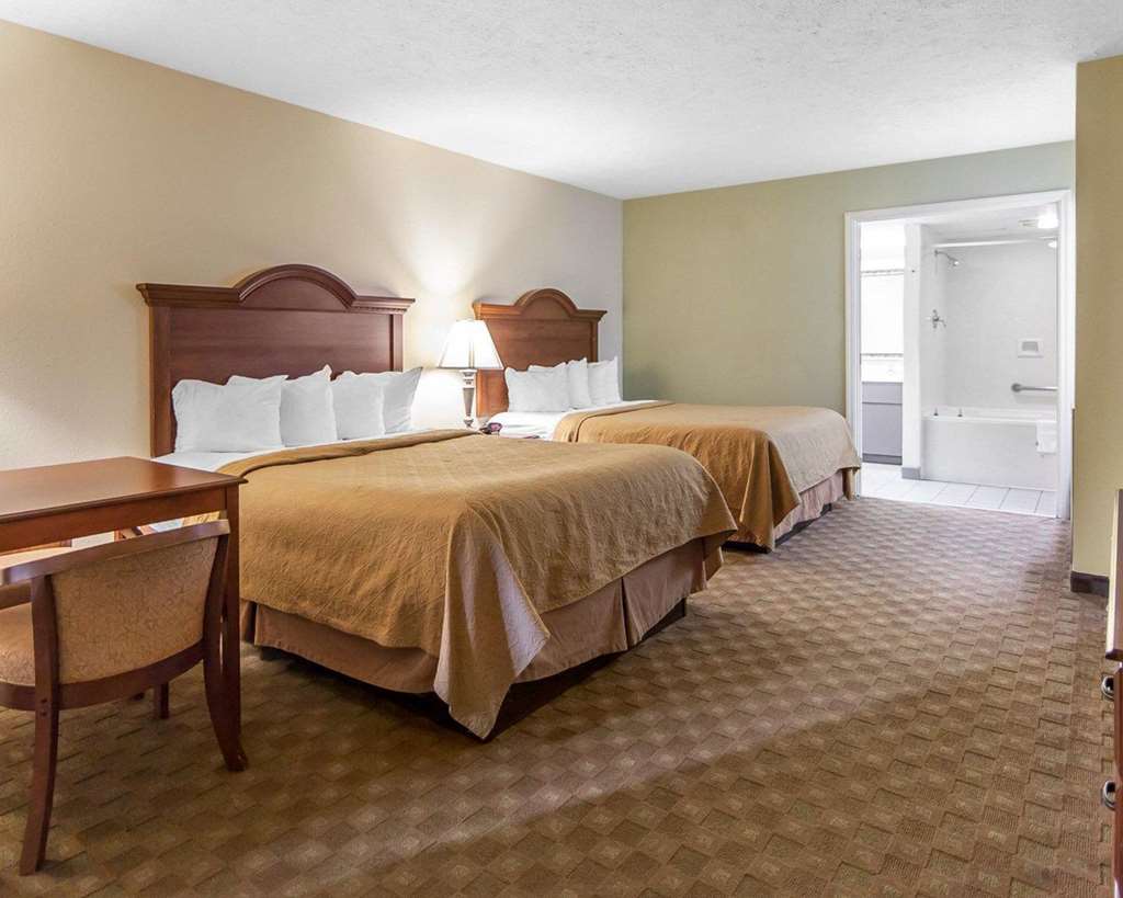quality inn and suites dollywood