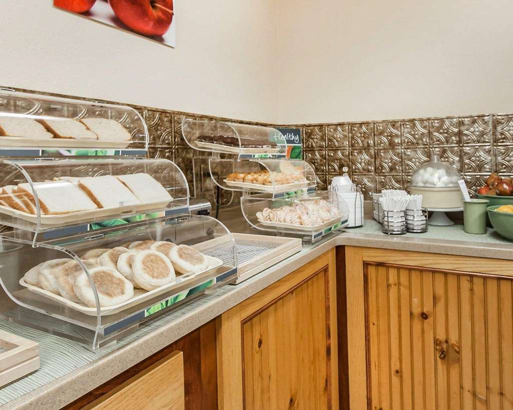 quality inn and suites dollywood