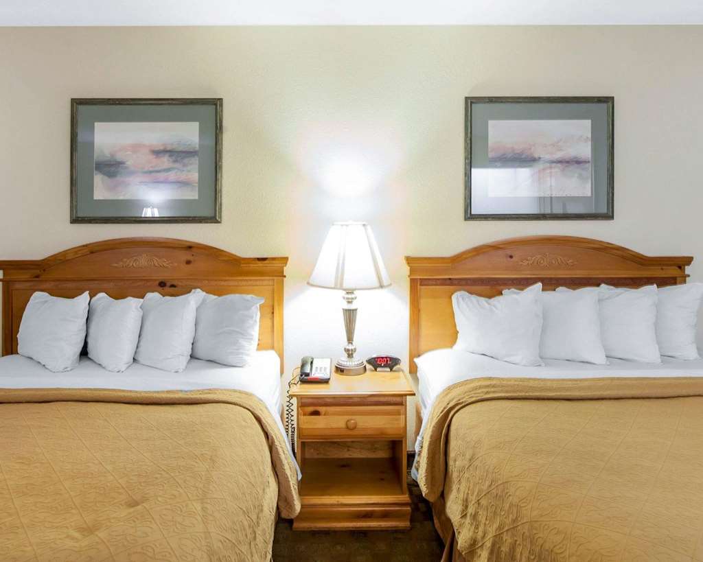 quality inn and suites dollywood